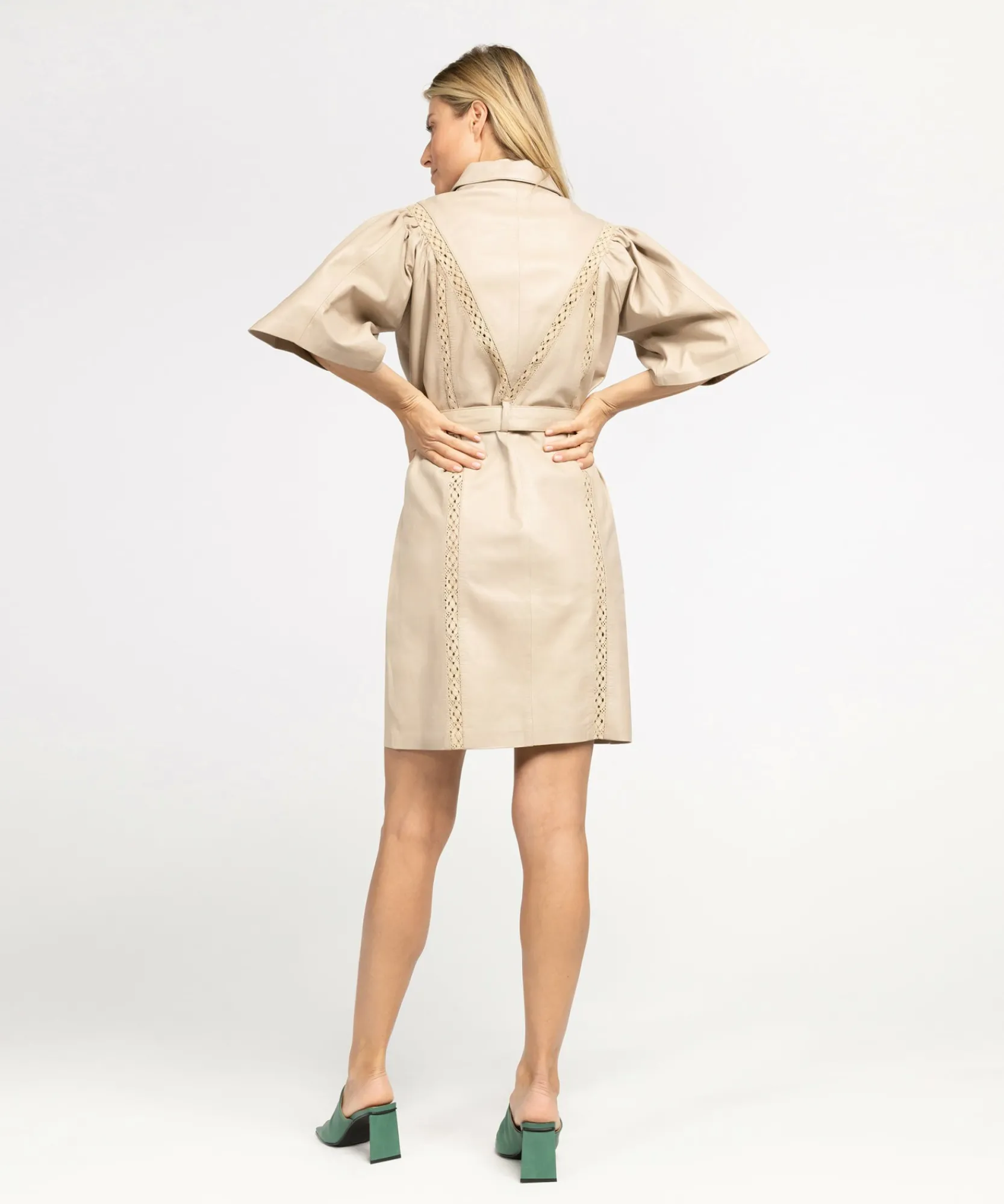 Doris Almond White-IBANA Online