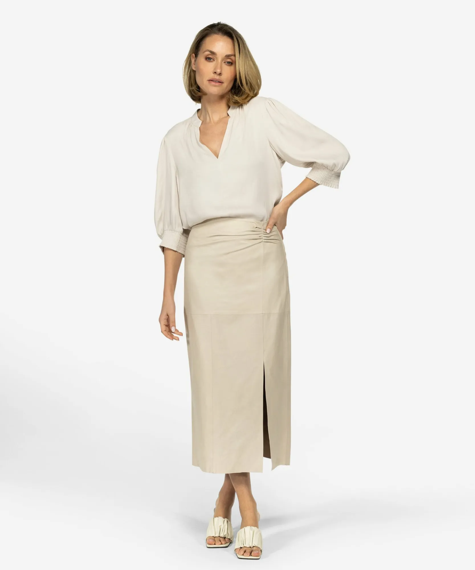 Sadia Antique White-IBANA